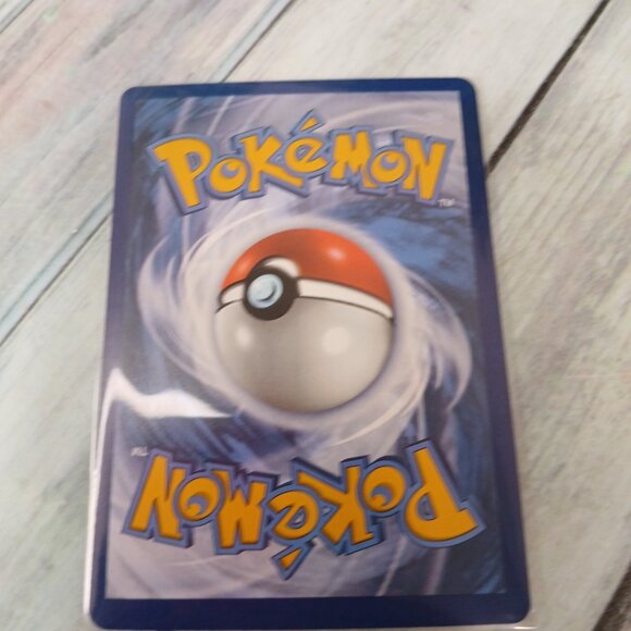 Axew Reverse Holo Pokeball - Picture 4 of 4